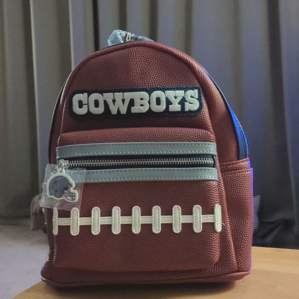 NWT Dallas Cowboys Loungefly Mini Backpack